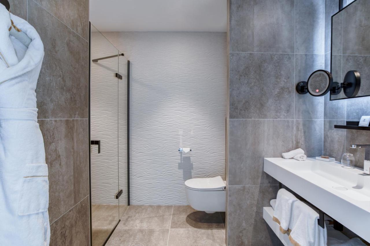 Hotel Fleur De Loire Blois Esterno foto